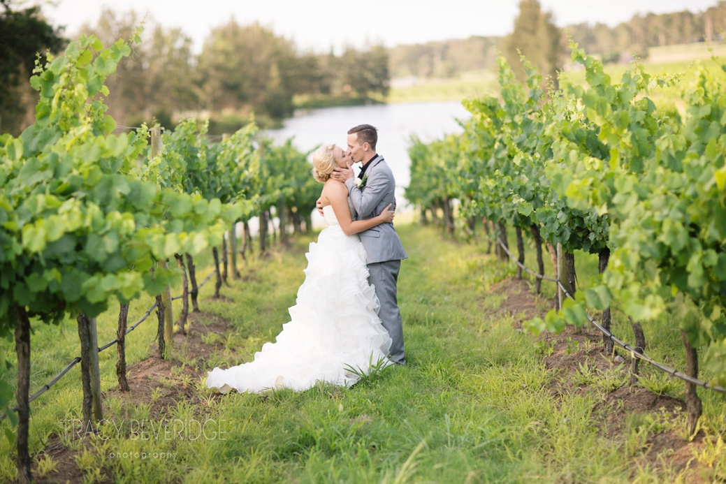 Ash and Troy Hunter Valley wedding photographer