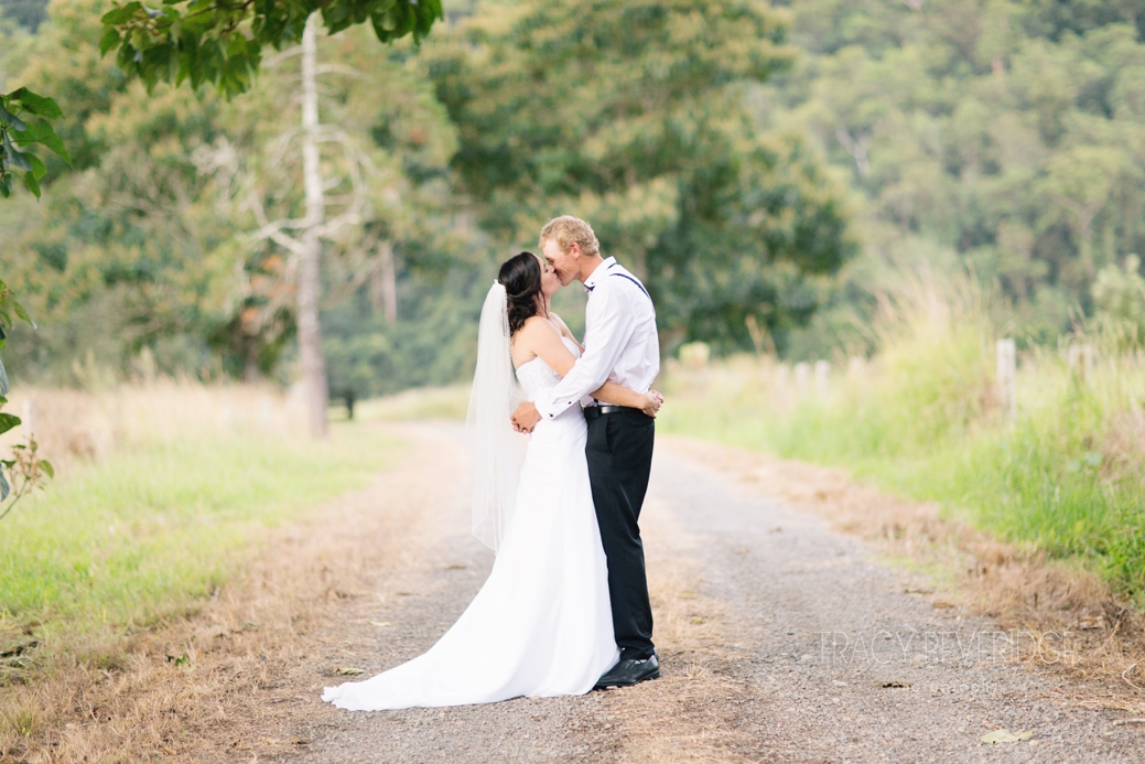 Ali and Simon Port Macquarie wedding photographer
