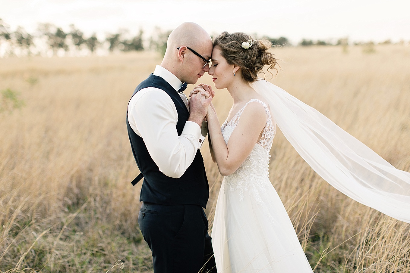 Liz and Matt Mecure resort Hunter Valley wedding