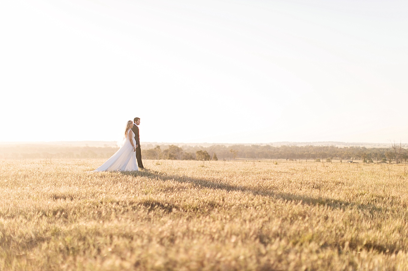 Tori and Jake Wagga Wagga wedding Central Coast photographer