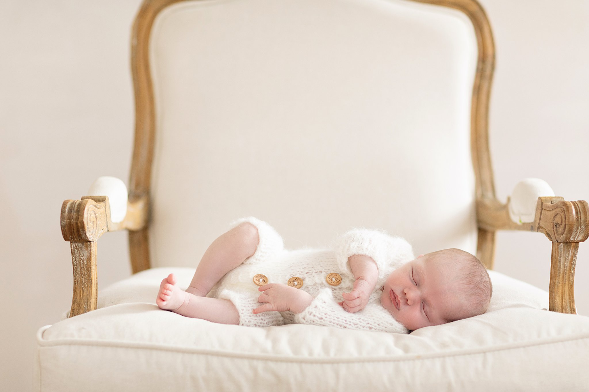 Central Coast natural newborn photographer